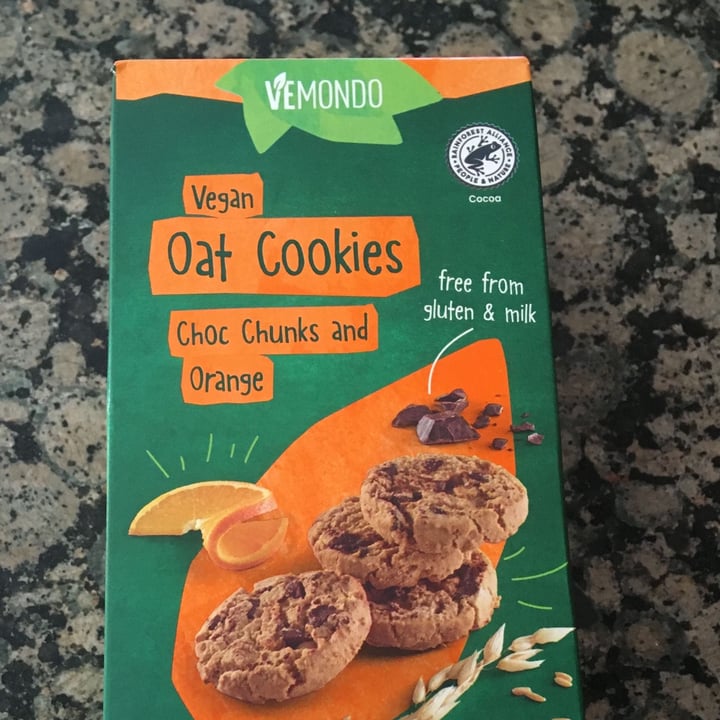 photo of Vemondo Oat Cookies Choc Chunks and Orange shared by @grevegsnow on  21 Feb 2022 - review