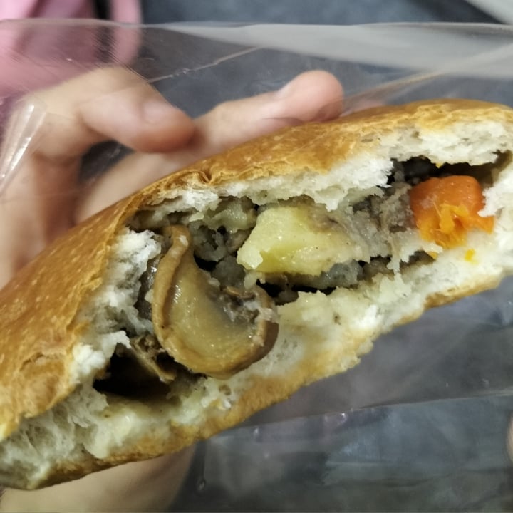 photo of M Bakery Miso Potato Mushroom Bun shared by @glitteryunicorn on  08 Nov 2022 - review