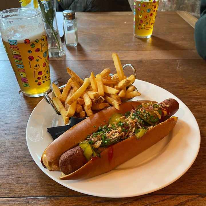 photo of White Lion Vegan Hotdog shared by @peetroxy on  14 Mar 2022 - review