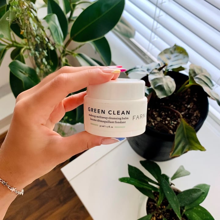 photo of Farmacy Skincare Green Clean Makeup Removing Cleansing Balm shared by @thealexrae on  20 Jul 2021 - review