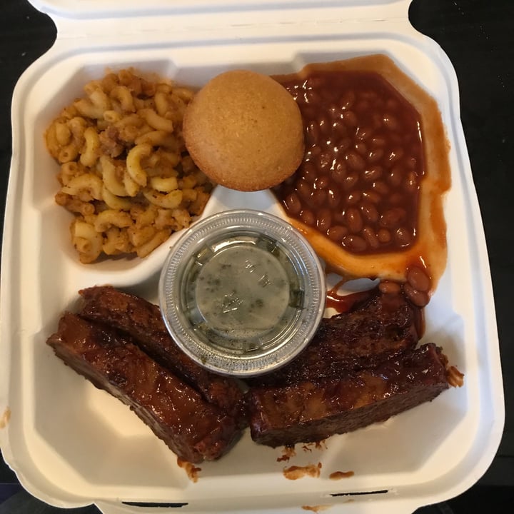 photo of Compton Vegan Ribz Plate shared by @dominionandchill on  04 Jun 2020 - review