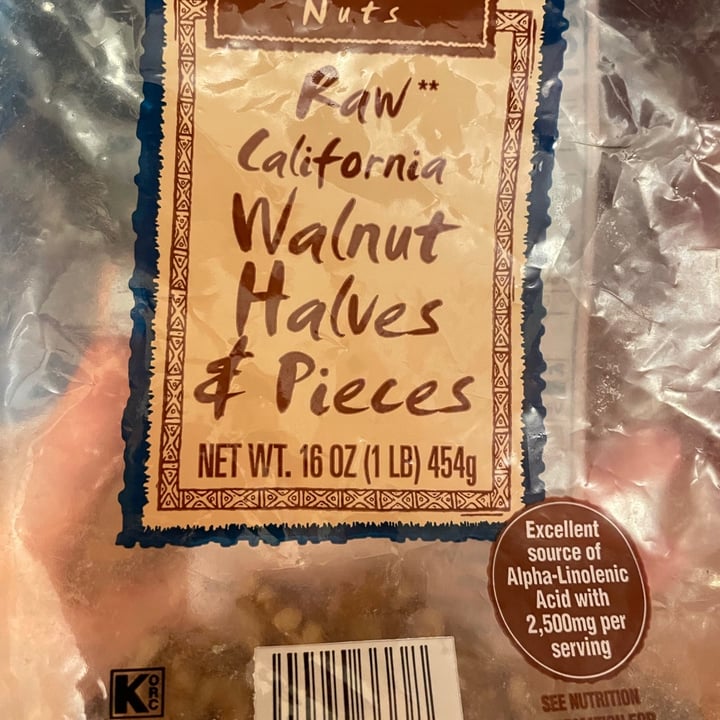 Trader Joe's Organic Raw Walnut Halves & Pieces Review abillion
