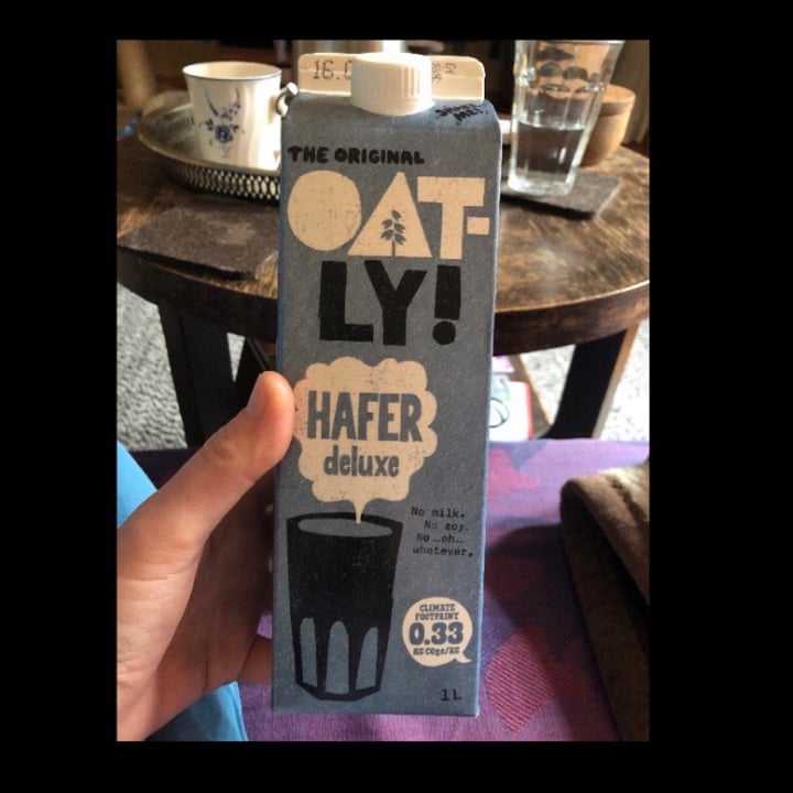 photo of Oatly Hafer Dryck Deluxe Drink shared by @paulienca on  30 Apr 2020 - review