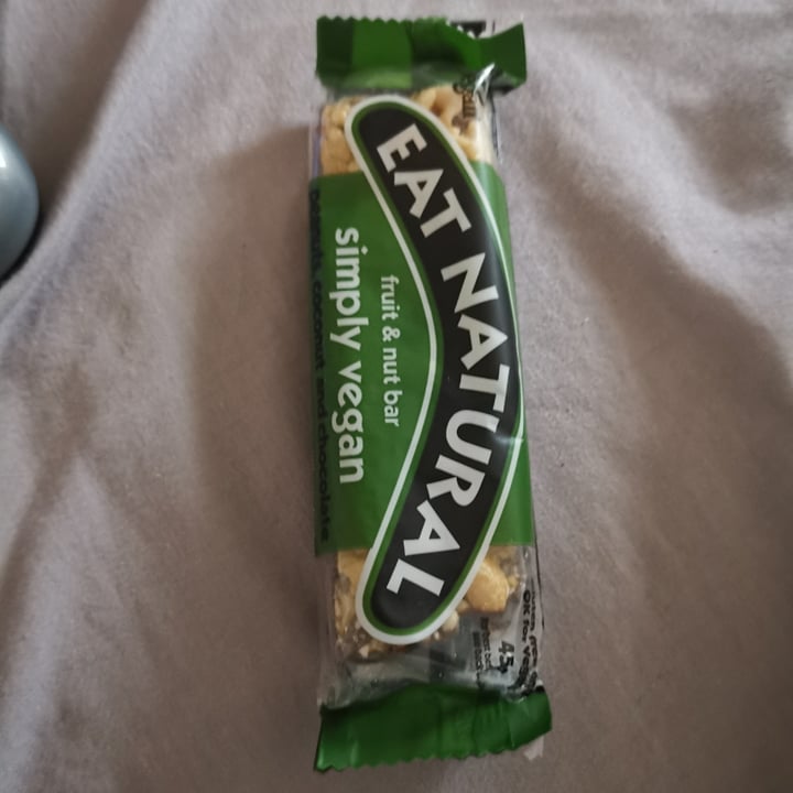 photo of Eat natural Simply Vegan Fruit and Nut Bar shared by @lukasser on  29 Oct 2020 - review
