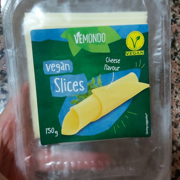 photo of Vemondo Queso Vegano shared by @roseta on  29 Sep 2021 - review