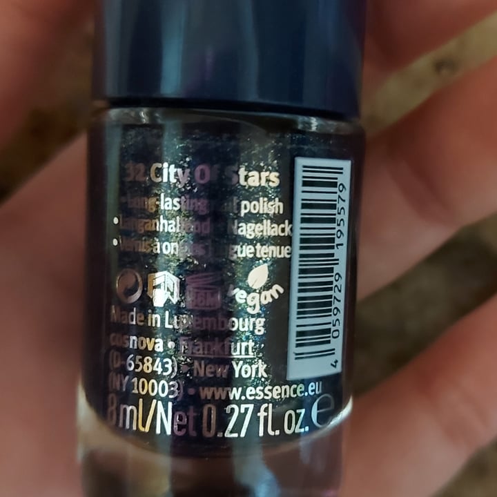 photo of Essence Cosmetics Essence shine last and go shared by @miriamnb01 on  25 Mar 2021 - review