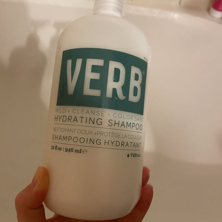 review photo of Verb Hydrating Shampoo shared by @caresseselk on 29 Jun 2021 - review