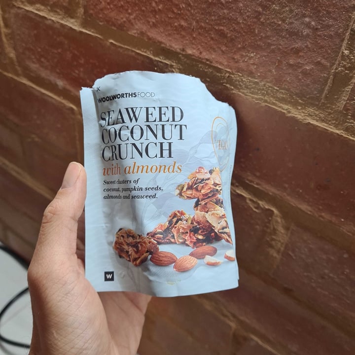 photo of Woolworths Food Seaweed Coconut Crunch with Almonds shared by @brettie on  07 Oct 2021 - review