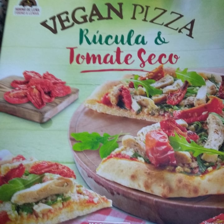 photo of Hacendado Vegan Pizza Rúcula & Tomate Seco shared by @anav86 on  07 Oct 2020 - review