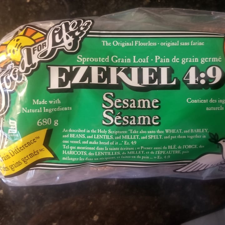 photo of Food For Life Ezekiel 4:9 Sesame Sprouted Bread shared by @gqvegan on  19 Jan 2021 - review