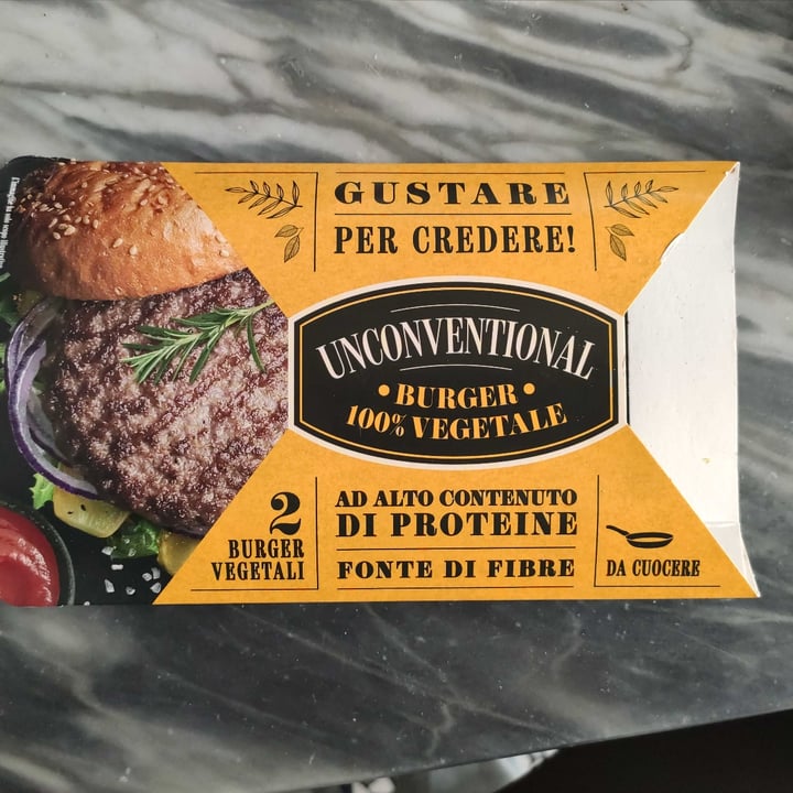 photo of Unconventional Burger Vegetale Classico - Classic Burger shared by @lukinski8 on  08 Mar 2022 - review