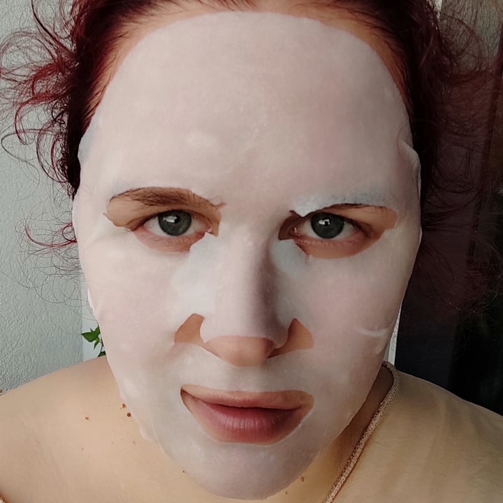 photo of Garnier skin naturals Hyaluronic Aloe Serum Sheet Mask shared by @lilyveg on  05 Jul 2022 - review