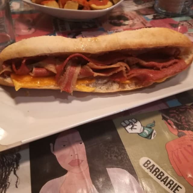 Foto do prato “bocadillo de bacon y queso”