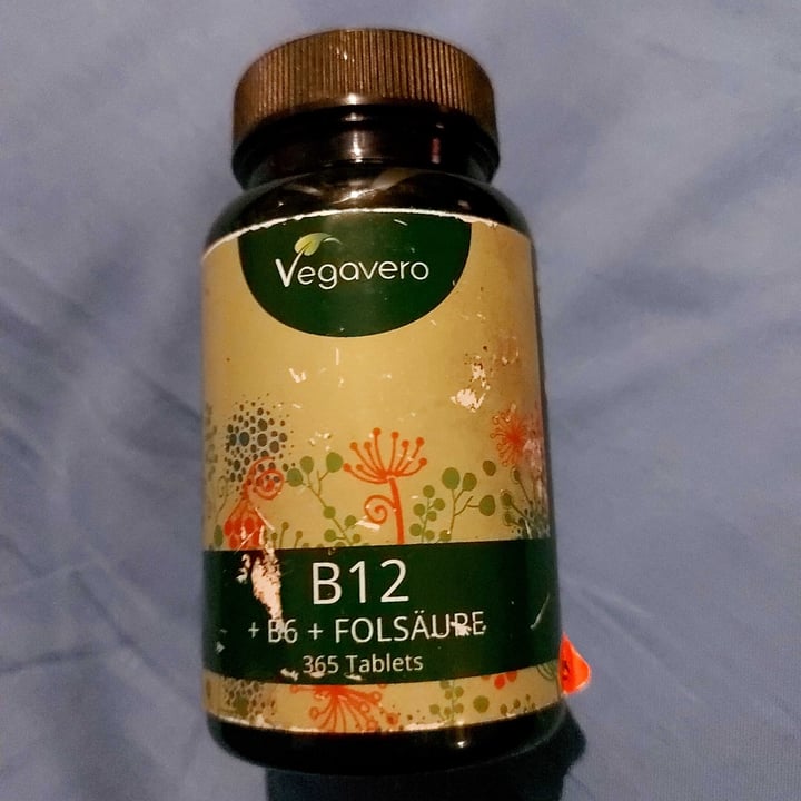 photo of Vegavero B12 plus + B6 + Folat + Cholin shared by @glioffi on  26 Dec 2021 - review