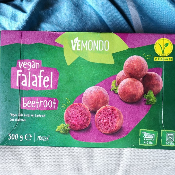 photo of Vemondo Falafel alla barbabietola shared by @stephilosopher on  04 Dec 2021 - review