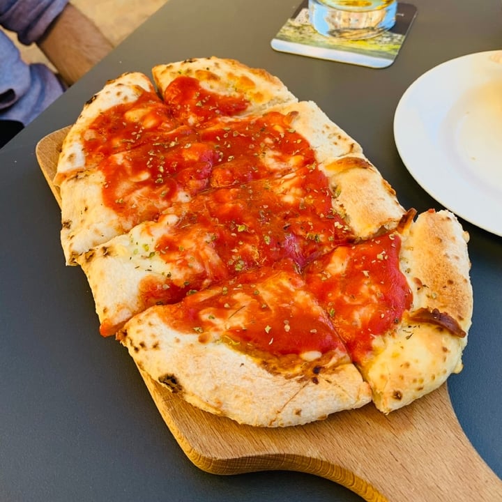 photo of Adler Dolomiti Spa & Sport Resort Pizza rossa shared by @marylea on  15 Jul 2022 - review