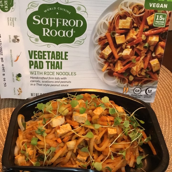 photo of Saffron Road Vegetable Pad Thai shared by @vivalaviolet on  07 Apr 2021 - review