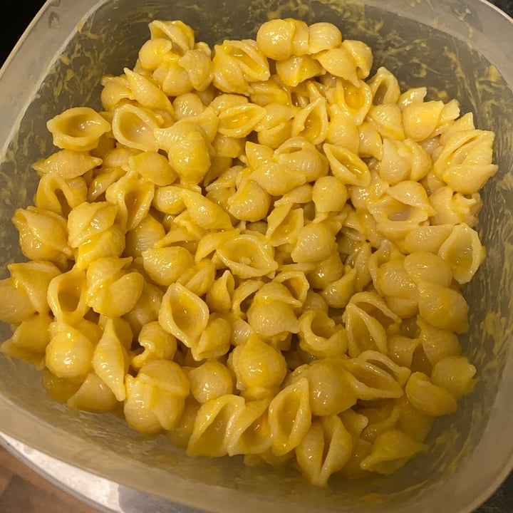 review photo of Annie’s Deluxe Rich & Creamy Shells & Vegan Cheddar shared by @laineyjo on 08 Jul 2020 - review