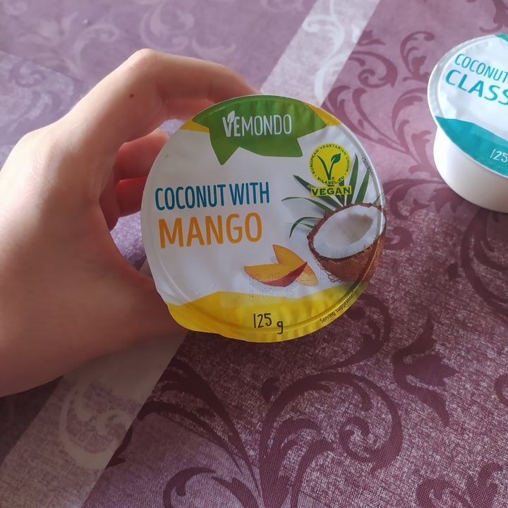 photo of Vemondo  coconut with mango shared by @maartine on  09 Aug 2022 - review