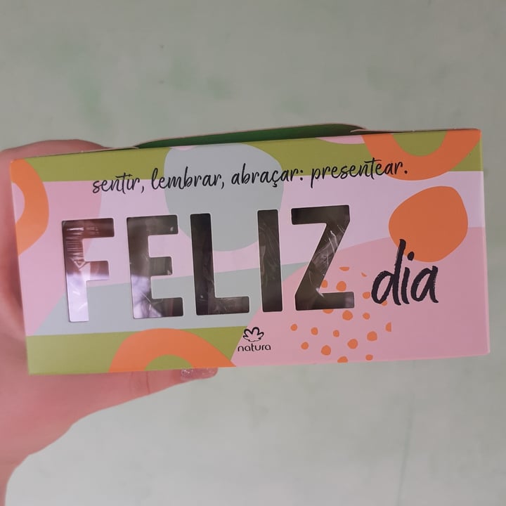 photo of Natura Sabonetes Feliz Dia shared by @tainaluci on  05 Jan 2022 - review
