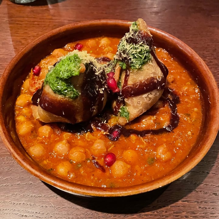 photo of Cinnamon Kitchen City Samosa chaat shared by @kvitz on  12 Dec 2021 - review