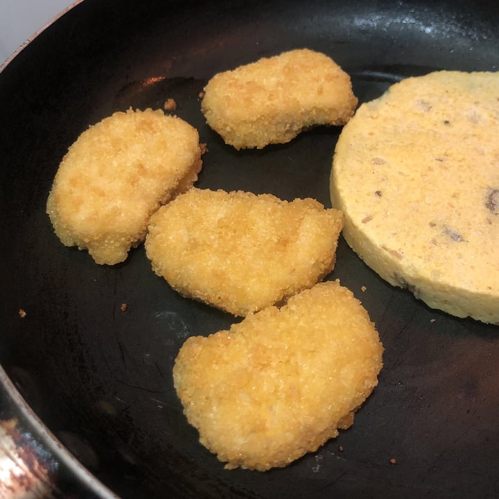 photo of La Crianza Plant Based Nuggets  shared by @ignagarfias on  08 Jun 2021 - review