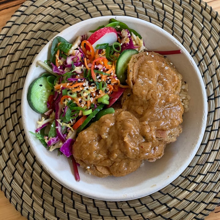 review photo of One for the Crow Satay Chick’n Bowl shared by @justines01 on 26 Jul 2020 - review
