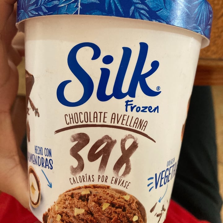 photo of Silk Silk Frozen Chocolate Avellana shared by @bellisa on  17 Aug 2020 - review