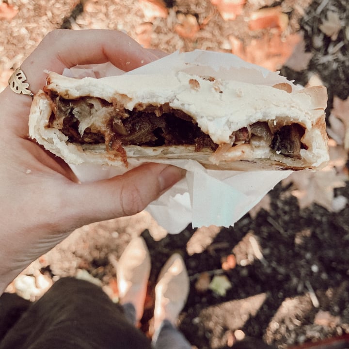 photo of The Deli Restaurant at Boschendal Vegan Pie shared by @keribainborough on  15 Jun 2021 - review