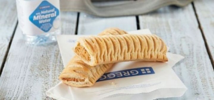 photo of Greggs Vegan Sausage Roll shared by @franmellors on  06 Jan 2020 - review