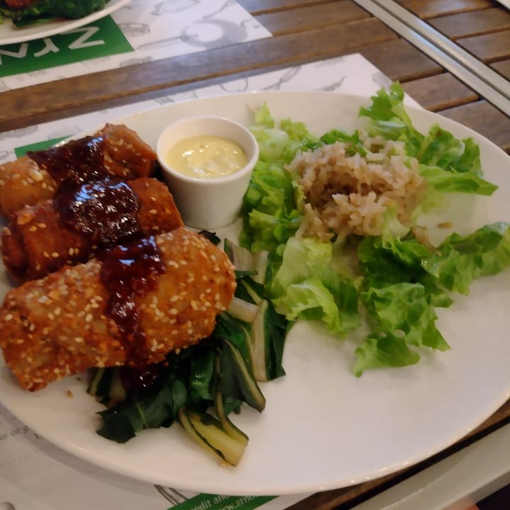 photo of Zrno bio bistro seitan Corden Bleu shared by @lizzief on  18 Aug 2022 - review