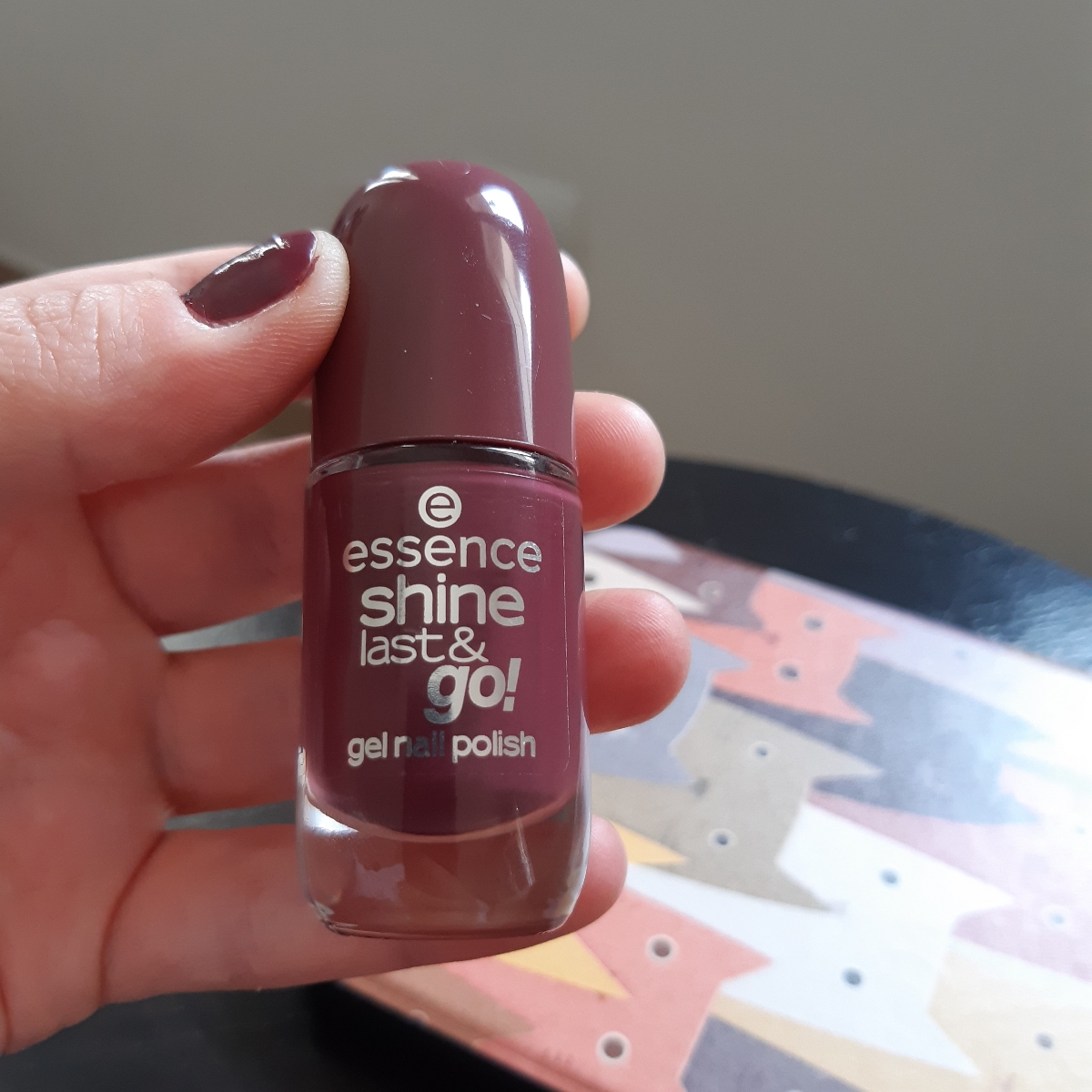 Essence Cosmetics Shine Last & Go Gel Nail Polish Review | abillion