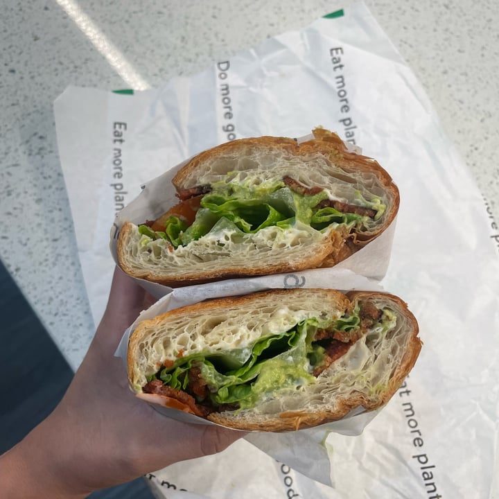 photo of Veggie Grill BLT avocado croissant shared by @karenalba on  03 Aug 2022 - review