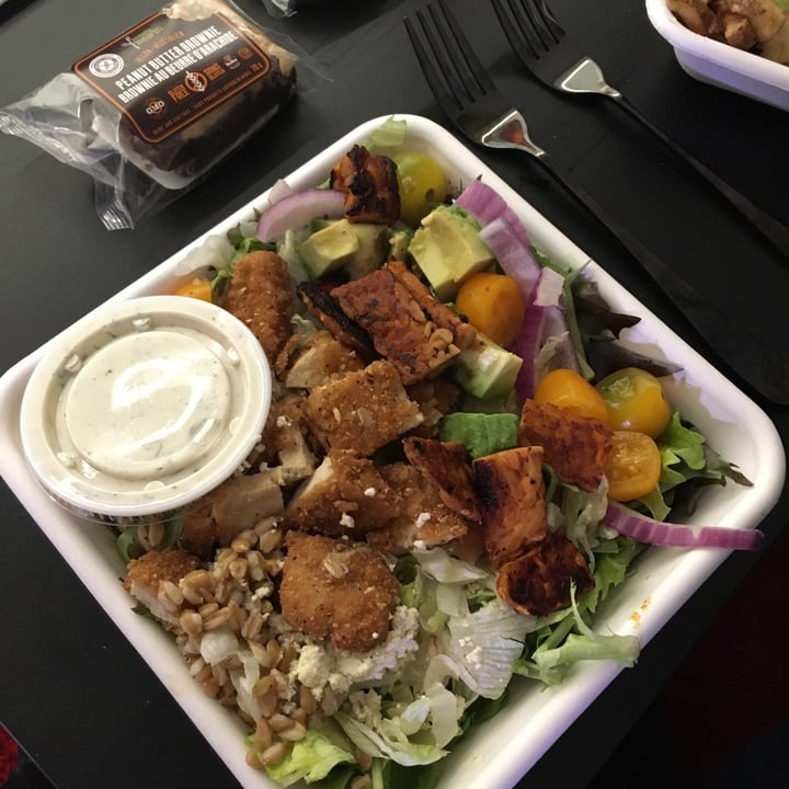 review photo of Fresh on Bloor Cobb salad shared by @khator on 02 Sep 2020 - review