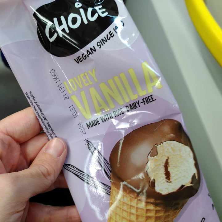 photo of Choice Vanilla Ice Cream Cone shared by @ariannasilvestro on  05 Jul 2022 - review