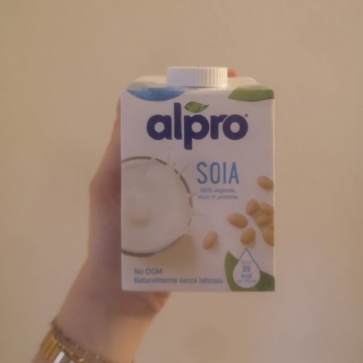 photo of Alpro 100% vegetale soia ricco in proteine shared by @chiaravegetale on  13 Jun 2022 - review