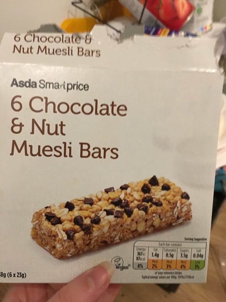 photo of ASDA 6 chocolate & nut muesli bars shared by @velvetveganworld on  10 Jan 2020 - review