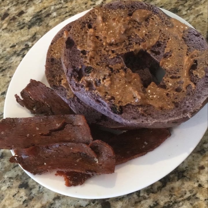 photo of Upton's Naturals Bacon seitan shared by @aprilb08 on  22 Aug 2020 - review