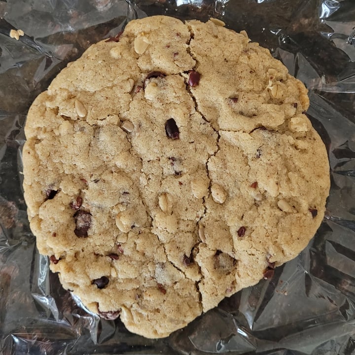 photo of Liberation Kitchen Chocolate Chip Cookie shared by @yourfriendjen on  20 Oct 2022 - review