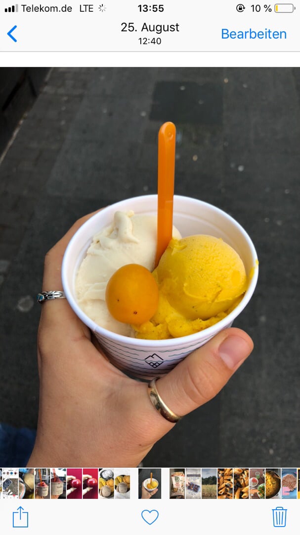 review photo of EisBerg Eiscafé Mango-Minze & Kokos-Salzkaramell shared by @jalago on 13 Dec 2019 - review
