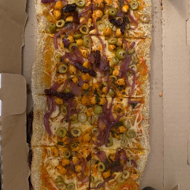 photo of Alpino Pizza Pizza shared by @karla93 on  07 Jan 2022 - review