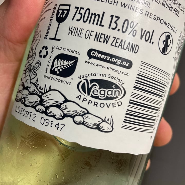 photo of Stoneleigh Wines Sauvignon Blanc 2020 shared by @returntovegan on  17 Feb 2021 - review