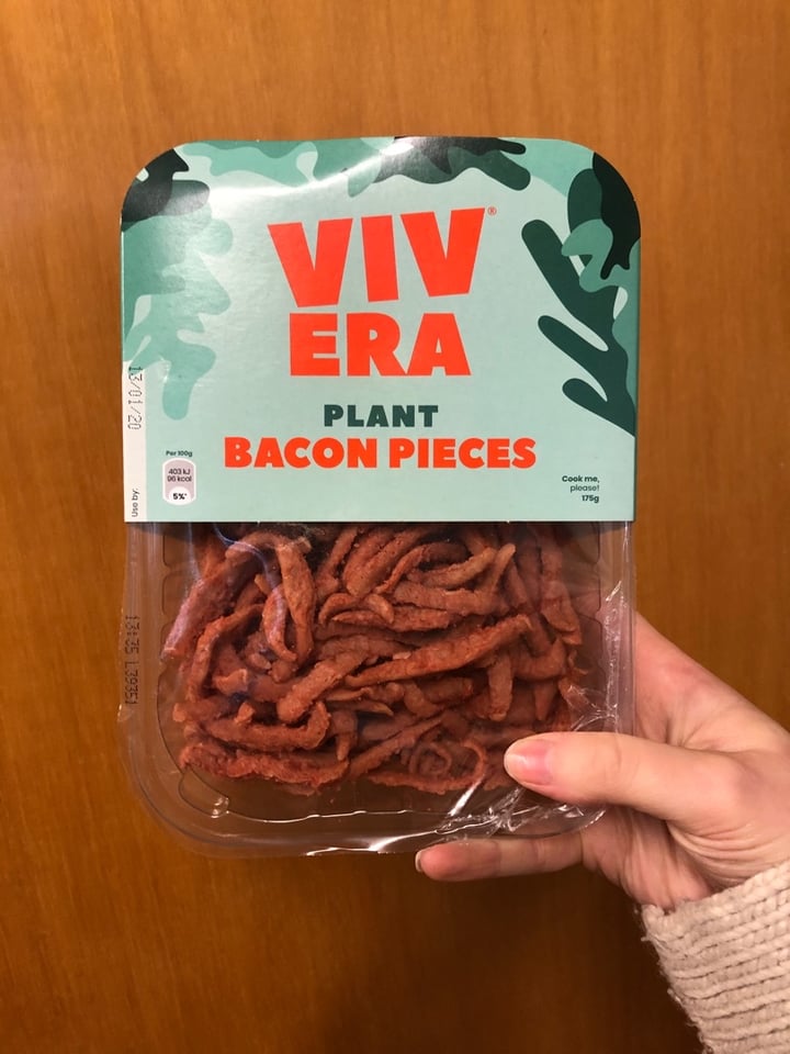 photo of Vivera Plant Bacon Pieces shared by @minimallucy on  01 Jan 2020 - review
