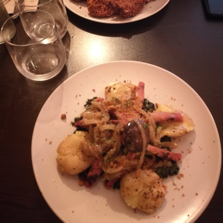 photo of Kong - Food Made With Compassion Happy Octopus à Lagareiro shared by @breey on  24 Nov 2021 - review