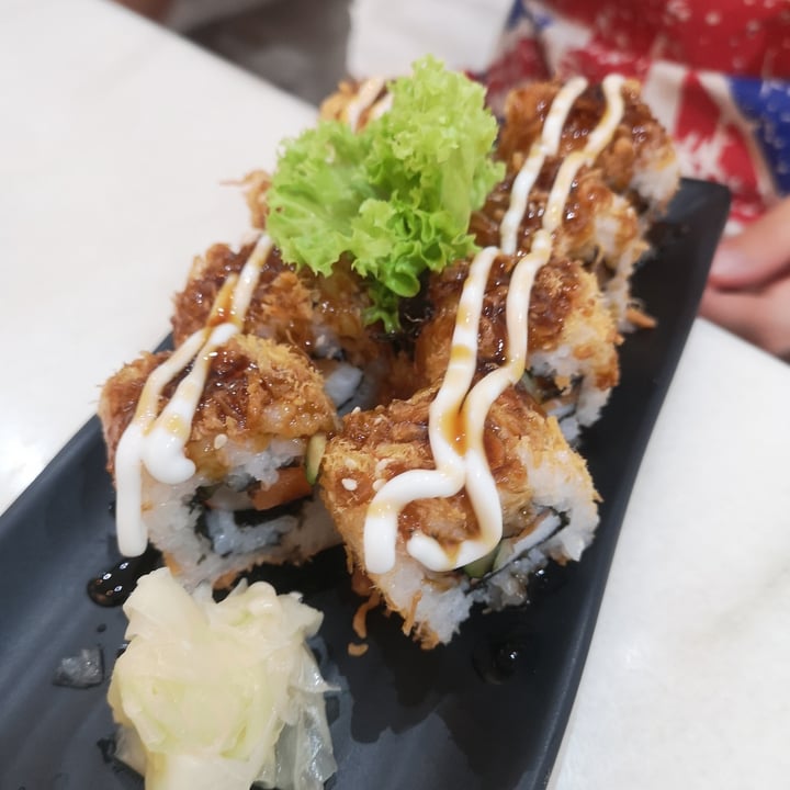 photo of Lucky Cat Soy Meat Floss Maki shared by @raffymabanag on  11 Apr 2021 - review