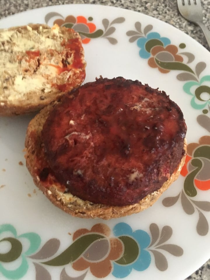 photo of Iceland Foods No bull burgers shared by @fluffrescue on  27 Jun 2020 - review