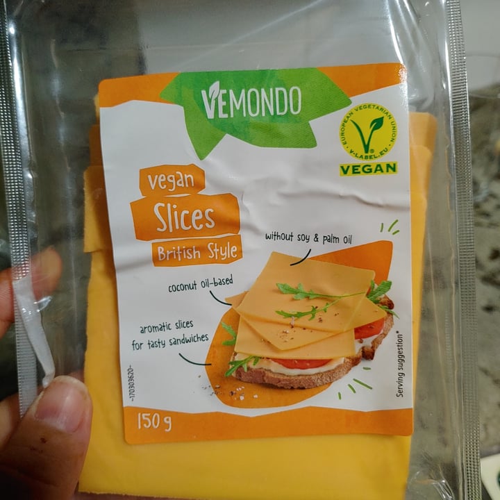 photo of Vemondo Queso estilo británico shared by @saravelif on  30 Jul 2021 - review