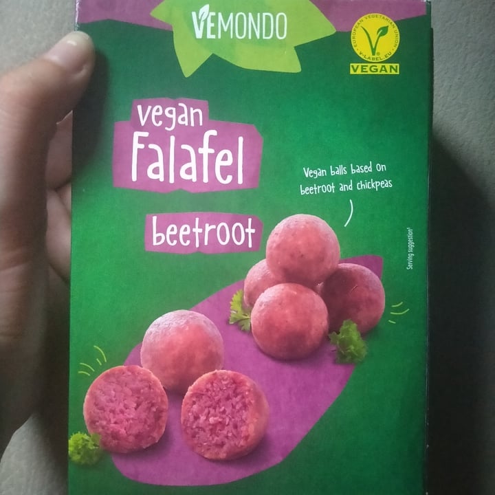 photo of Vemondo Vegan Falafel Beetroot shared by @gloriagrossi on  10 Aug 2021 - review