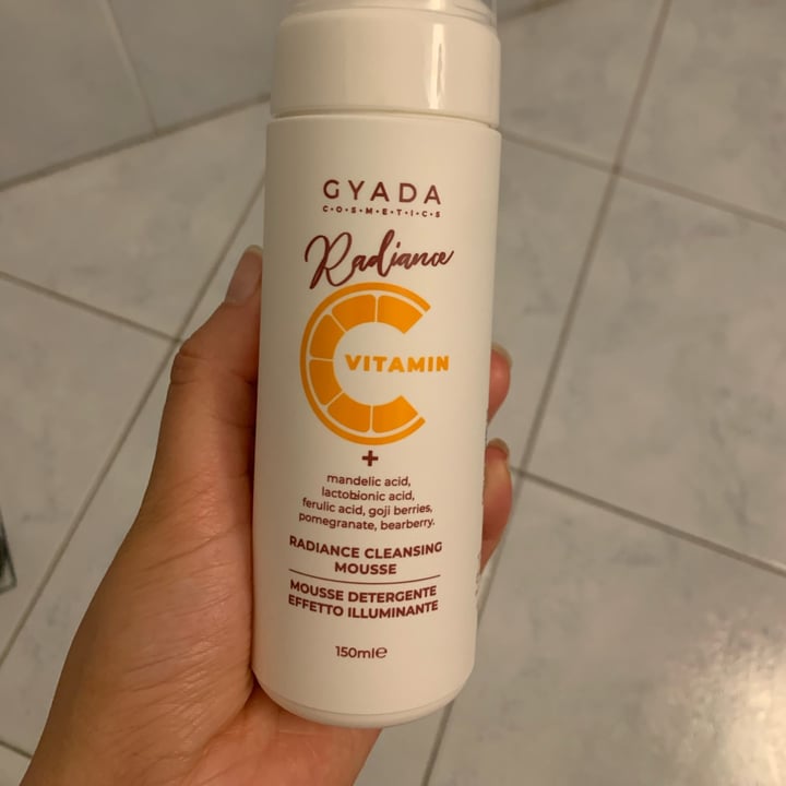 photo of Gyada Cosmetics Mousse detergente effetto Illuminante shared by @giulial7 on  16 Jul 2022 - review