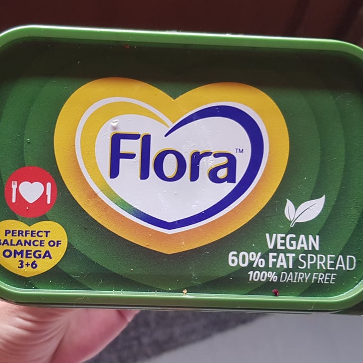 photo of Flora 60% fat spread shared by @snowfairysugar on  24 Mar 2022 - review